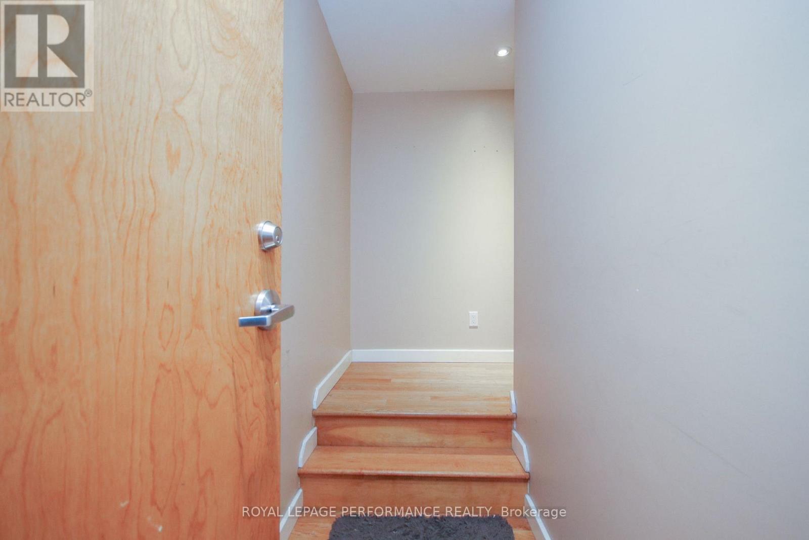3 - 736 COOPER STREET E, Ottawa, Ontario, K1R5J6 — Photo 3