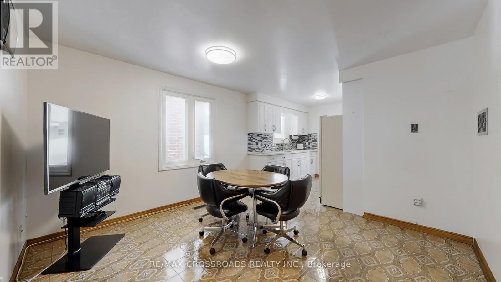 93A WANSTEAD AVENUE, Toronto (Oakridge), Ontario, M1L3L6 — Photo 8