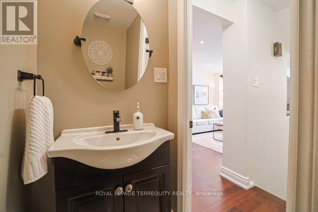 43 - 1221 DUNDIX ROAD, Mississauga (Applewood), Ontario, L4Y3Y9 — Photo 10