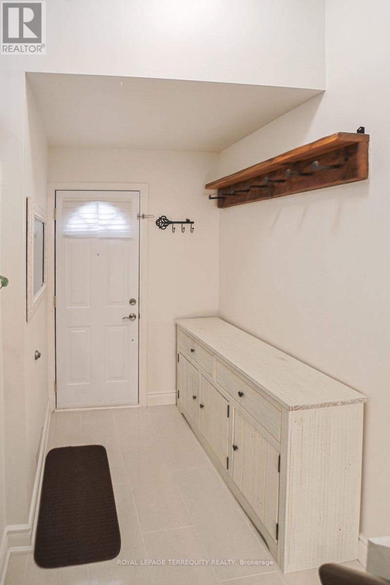 43 - 1221 DUNDIX ROAD, Mississauga (Applewood), Ontario, L4Y3Y9 — Photo 6