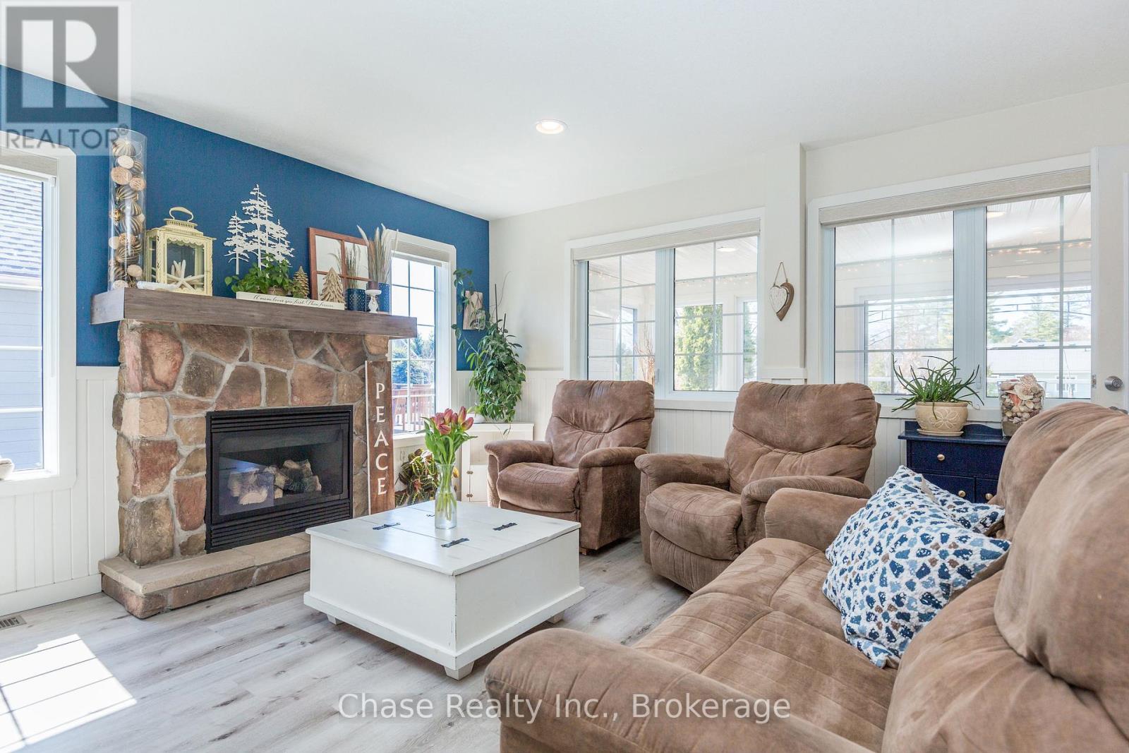 42 MADAWASKA TRAIL, Wasaga Beach, Ontario, L9Z1X7 — Photo 14