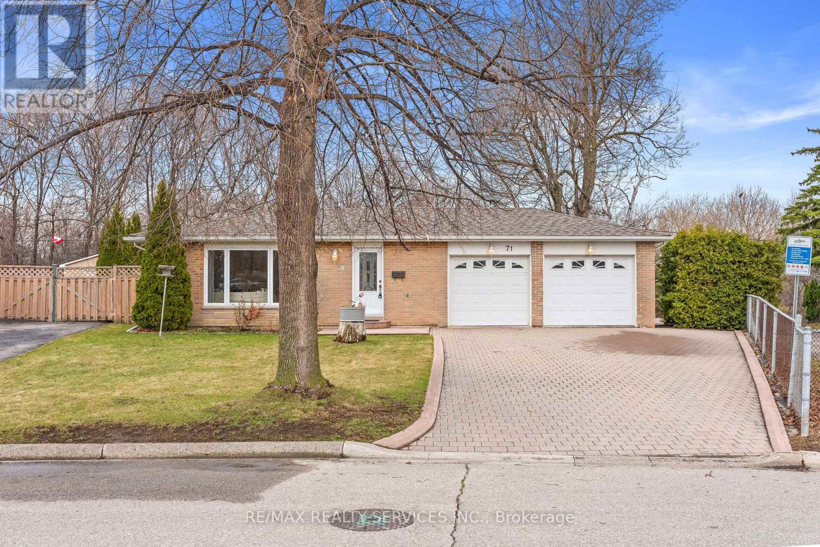 71 BELMONT DRIVE, Brampton (Avondale), Ontario, L6T2K5 — Photo 2
