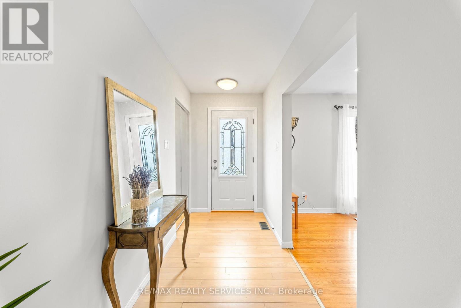 71 BELMONT DRIVE, Brampton (Avondale), Ontario, L6T2K5 — Photo 6