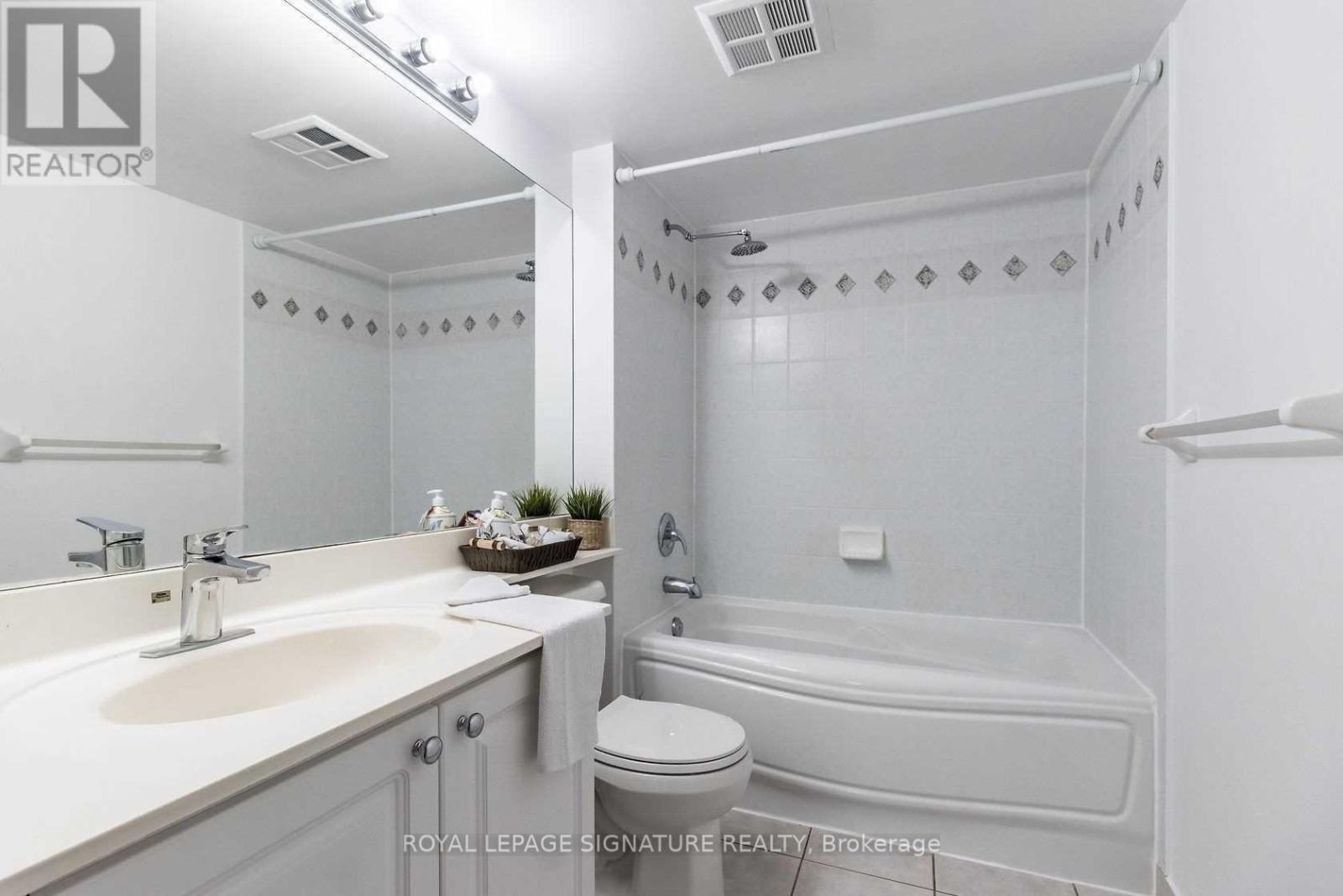 515 - 55 STRATHAVEN DRIVE, Mississauga (Hurontario), Ontario, L5R4G9 — Photo 13