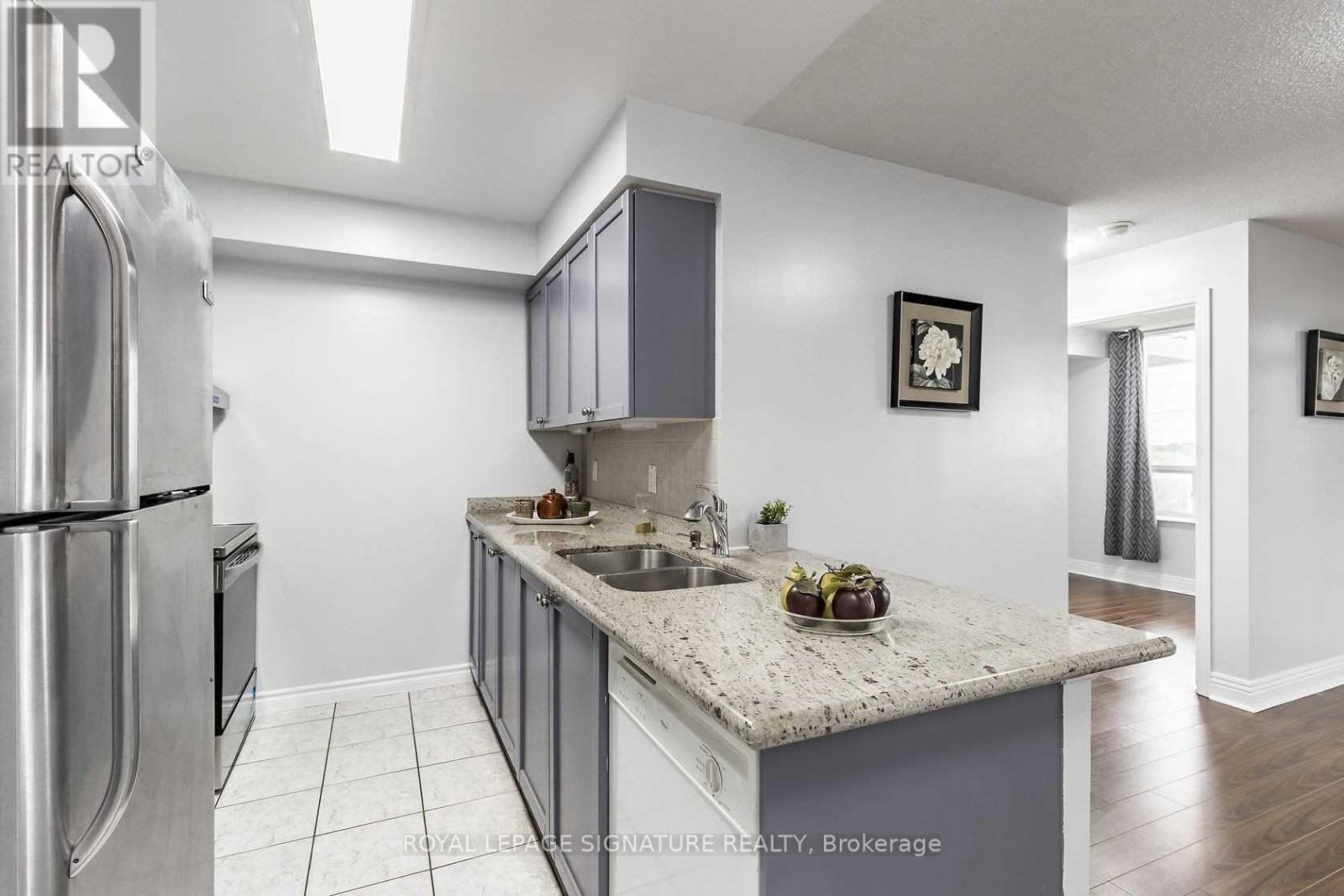 515 - 55 STRATHAVEN DRIVE, Mississauga (Hurontario), Ontario, L5R4G9 — Photo 6