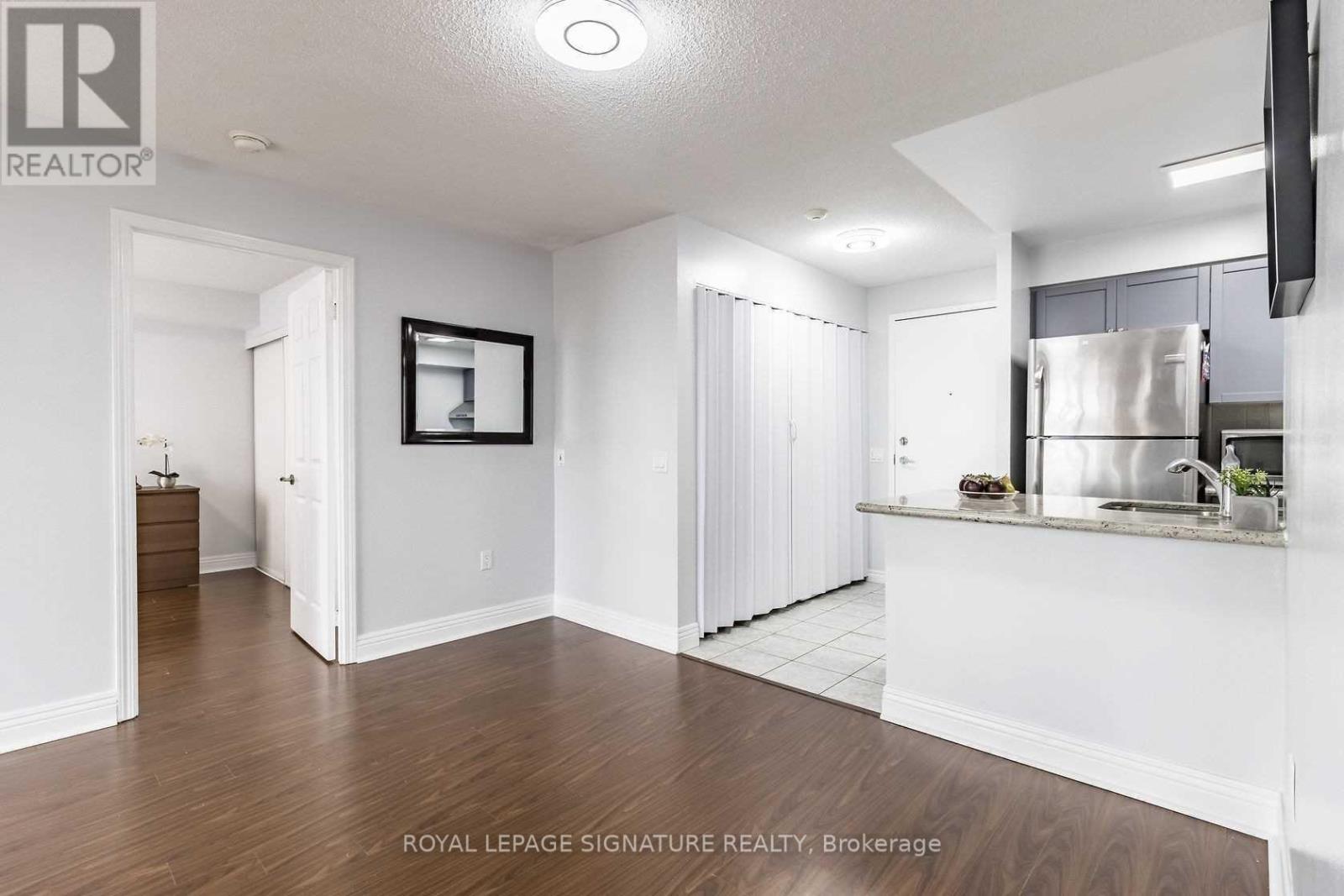 515 - 55 STRATHAVEN DRIVE, Mississauga (Hurontario), Ontario, L5R4G9 — Photo 8