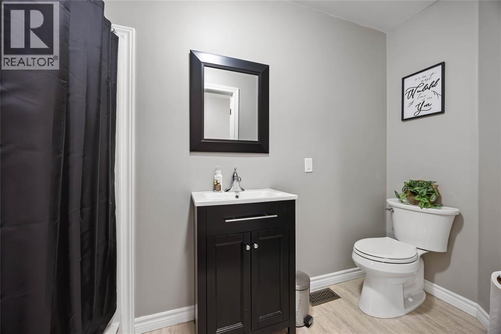 2133 LONDON LINE, Sarnia, Ontario, N7T7H2 — Photo 21