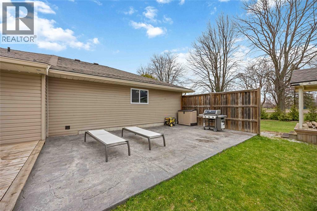 2133 LONDON LINE, Sarnia, Ontario, N7T7H2 — Photo 49