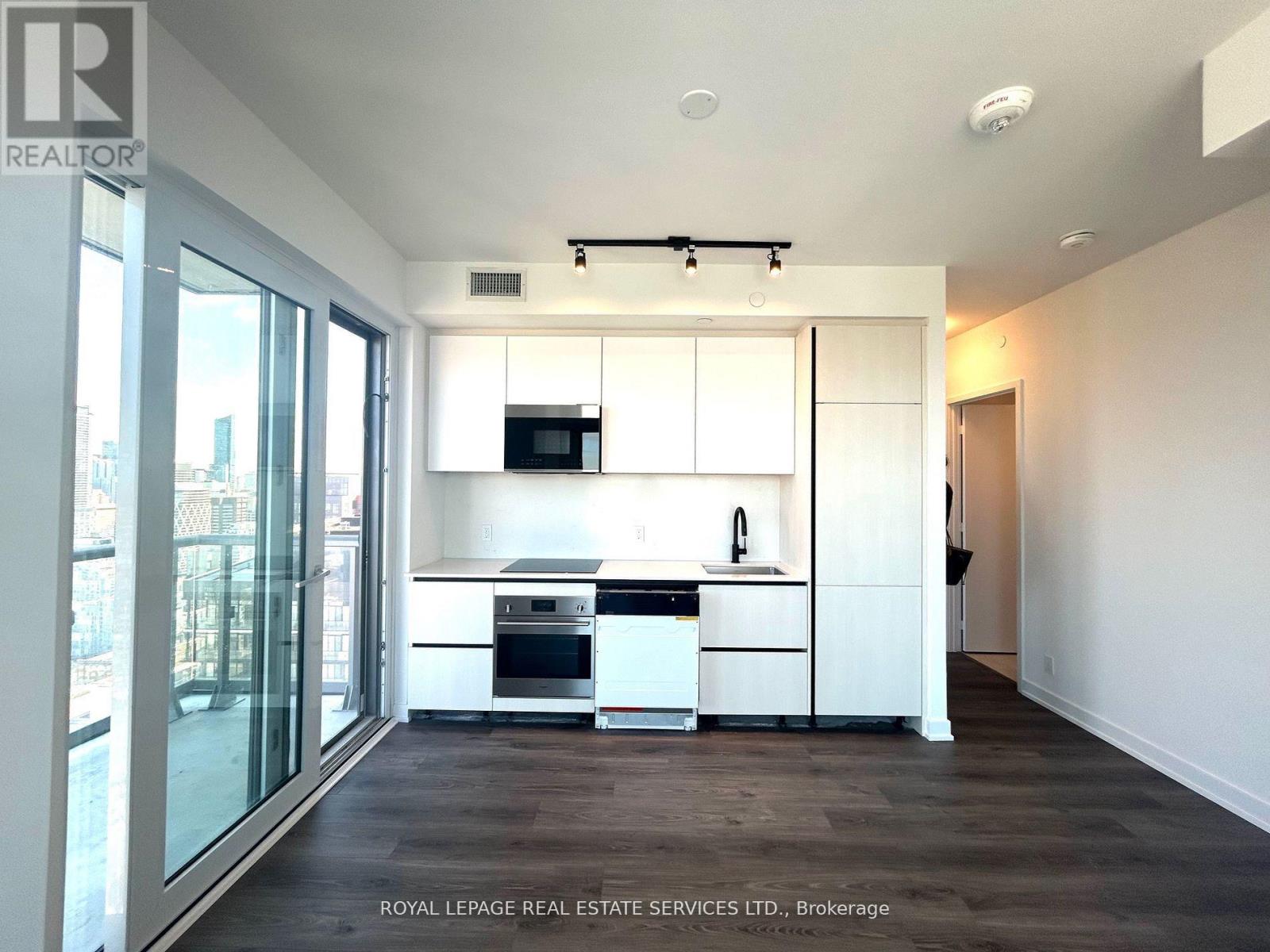 4713 - 108 PETER STREET, Toronto (Waterfront Communities), Ontario, M5V0W2 — Photo 7