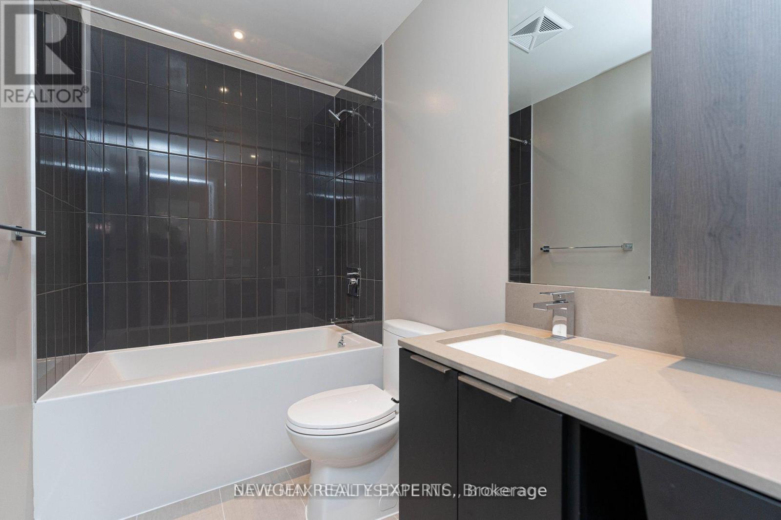 5204 - 3900 CONFEDERATION PARKWAY, Mississauga (City Centre), Ontario, L5B0M3 — Photo 16