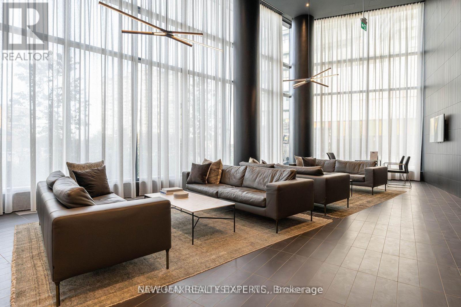 5204 - 3900 CONFEDERATION PARKWAY, Mississauga (City Centre), Ontario, L5B0M3 — Photo 3