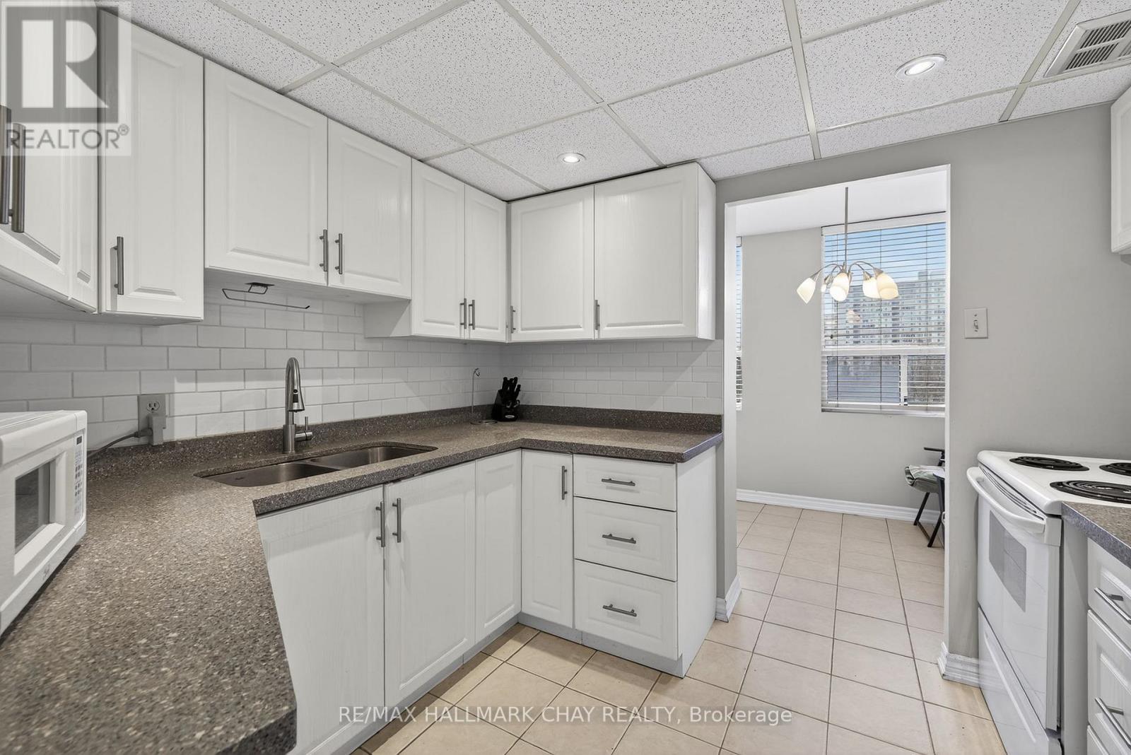 501 - 3650 KANEFF CRESCENT, Mississauga (Mississauga Valleys), Ontario, L5A4A1 — Photo 11