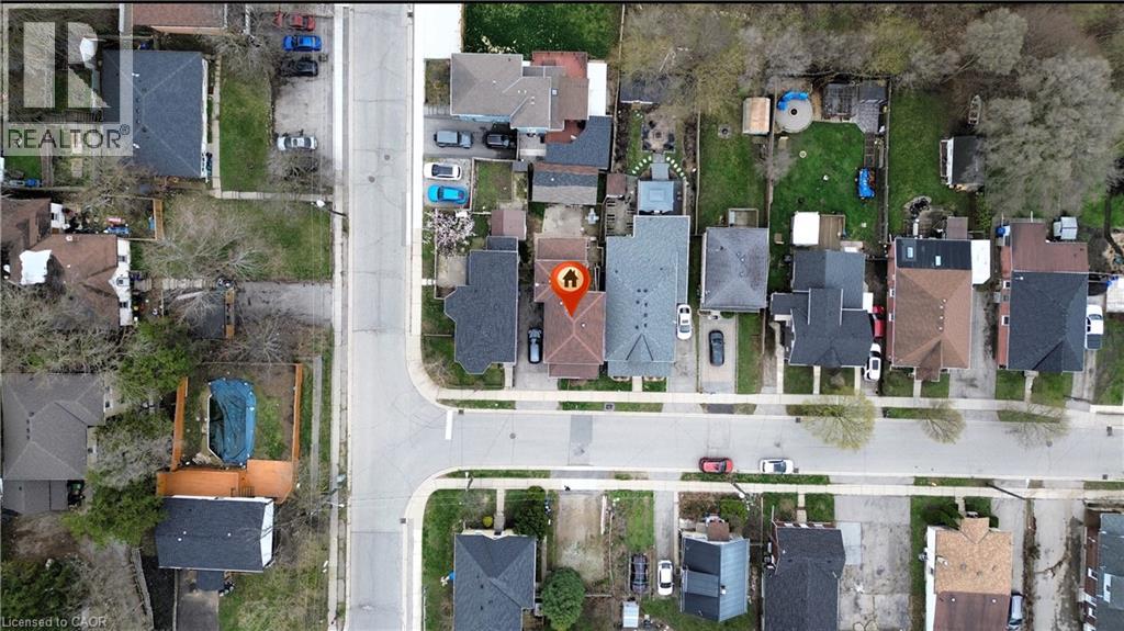 37 NIAGARA Street, Brantford, Ontario, N3R4E1 — Photo 2