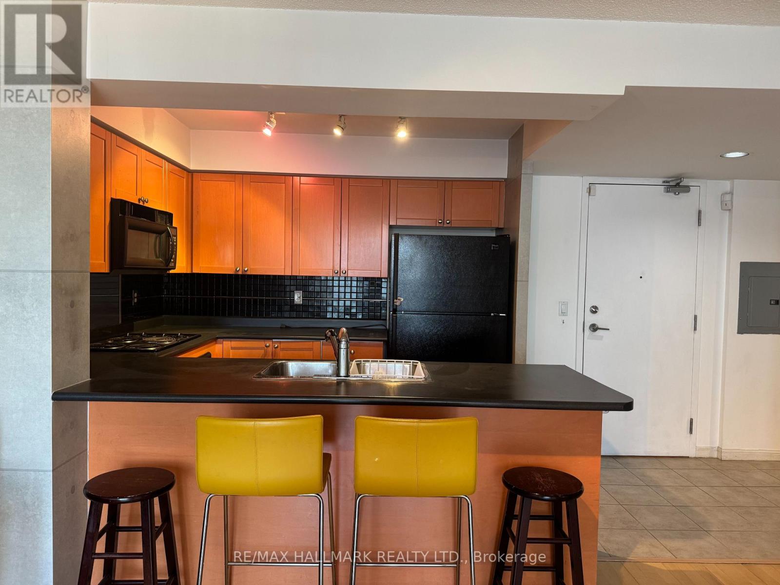 PH07 - 330 ADELAIDE STREET E, Toronto (Moss Park), Ontario, M5A4S9 — Photo 8