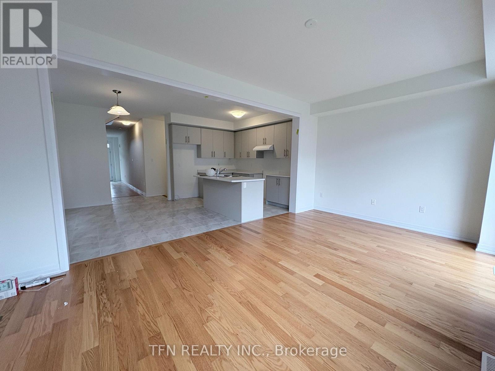 20 SELECTION HEIGHTS, Thorold (Hurricane/Merrittville), Ontario, L2V0P3 — Photo 2