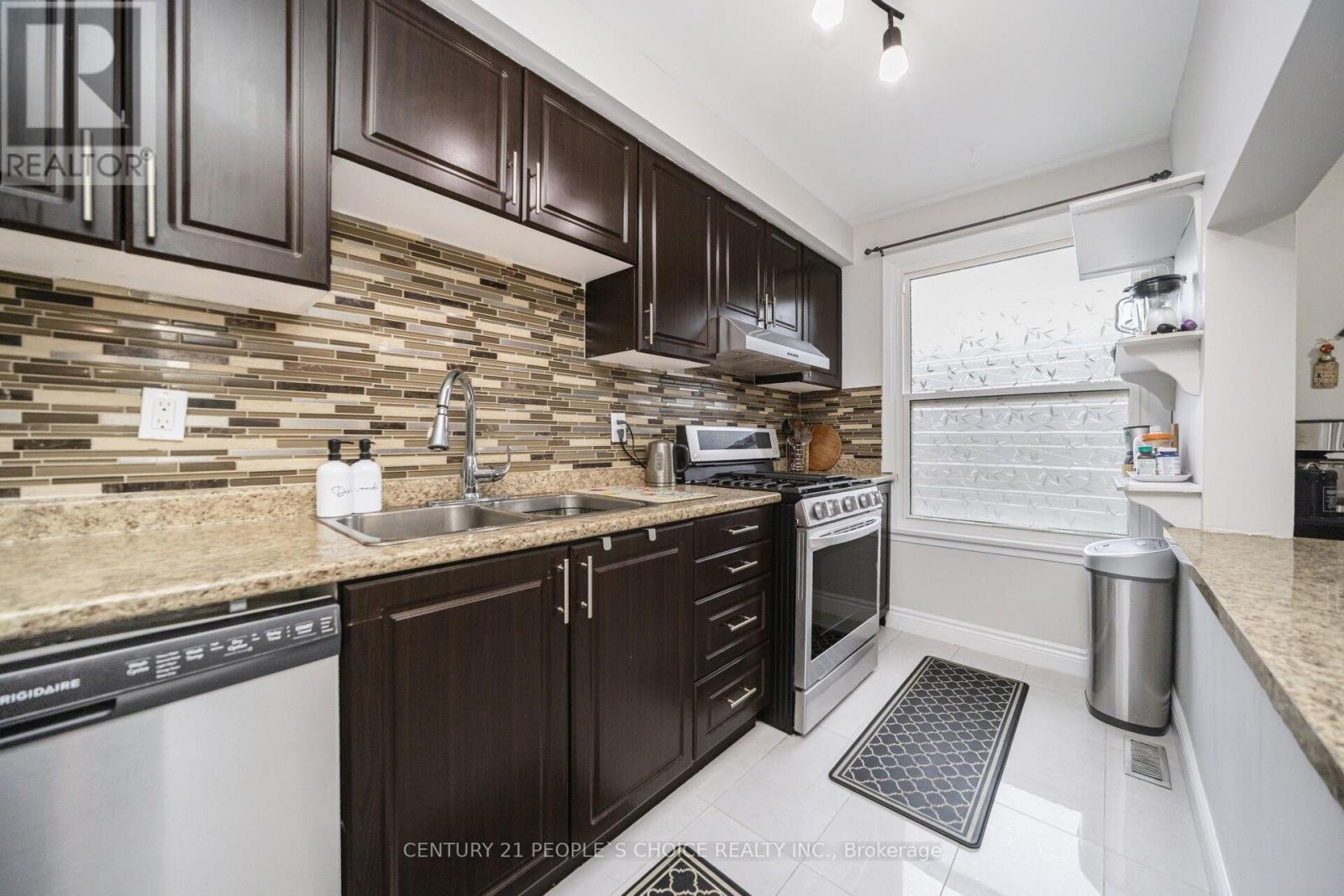 10 EDEN PARK DRIVE, Brampton (Southgate), Ontario, L6T3A5 — Photo 19