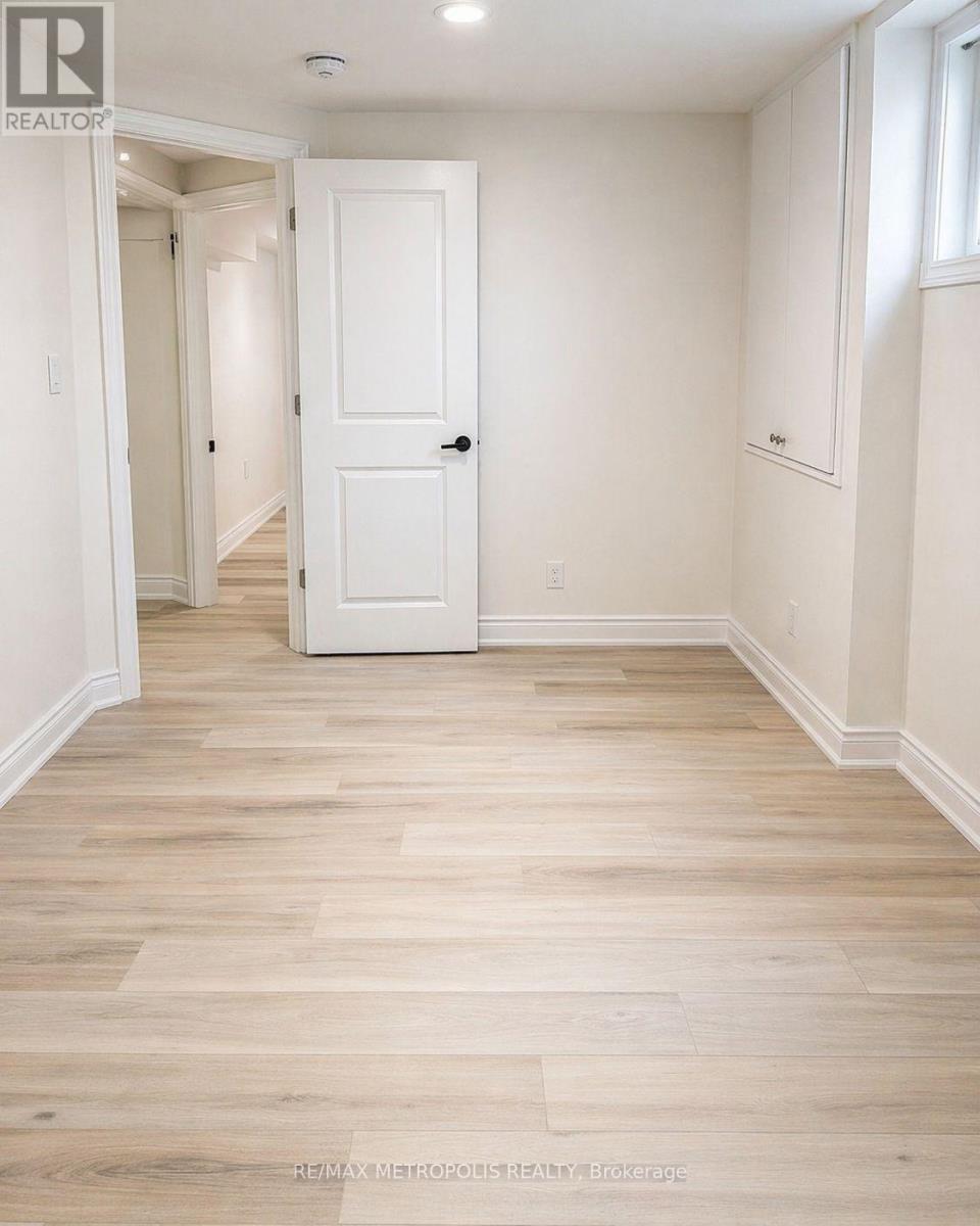 BSMT - 754 EYER DRIVE, Pickering (West Shore), Ontario, L1W3C2 — Photo 12