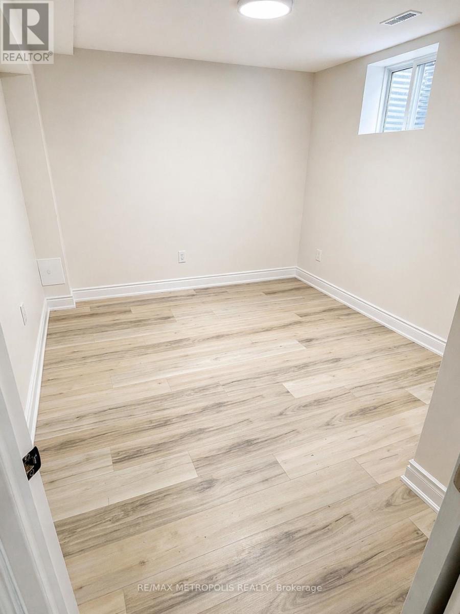 BSMT - 754 EYER DRIVE, Pickering (West Shore), Ontario, L1W3C2 — Photo 14