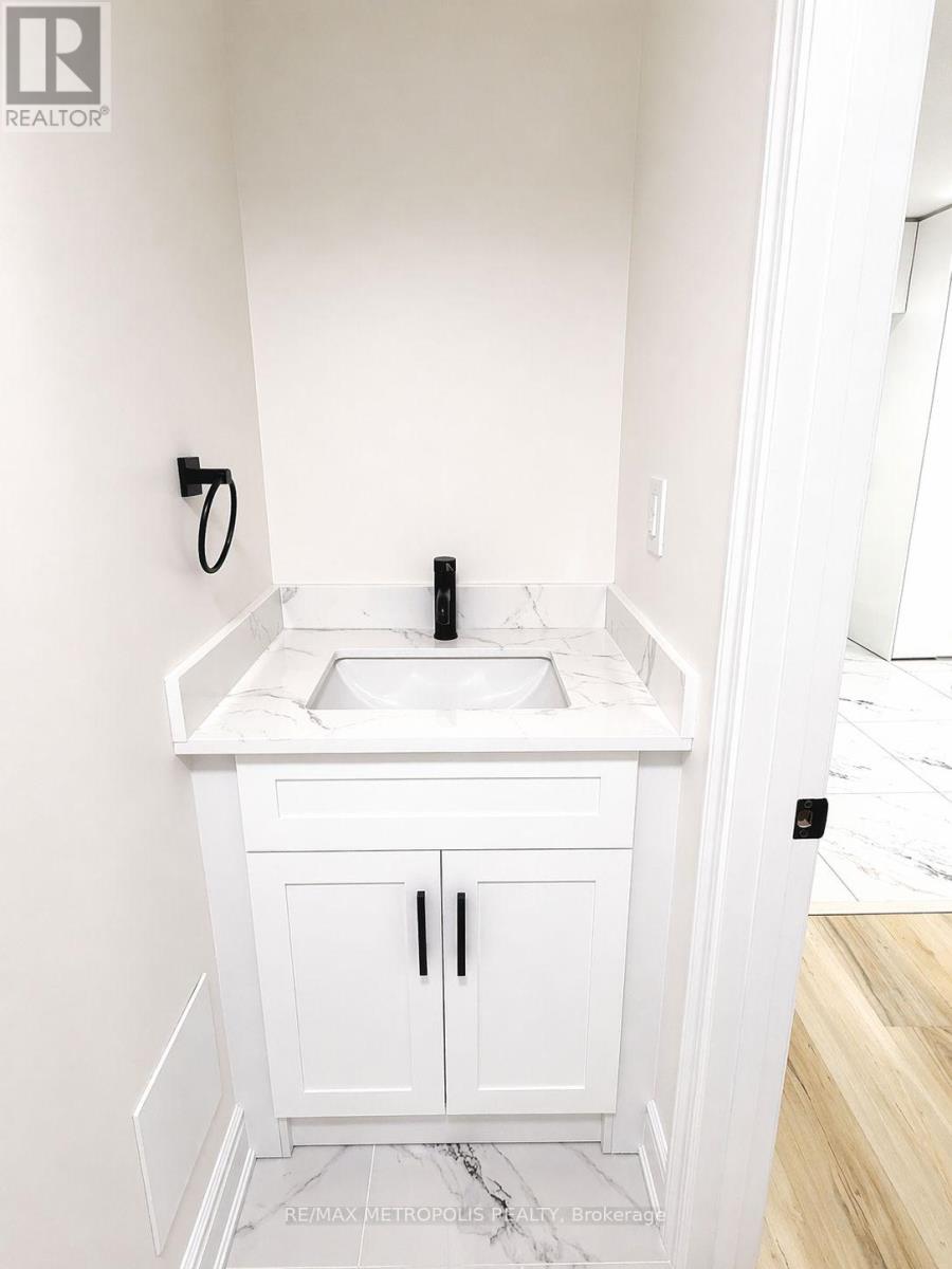 BSMT - 754 EYER DRIVE, Pickering (West Shore), Ontario, L1W3C2 — Photo 18