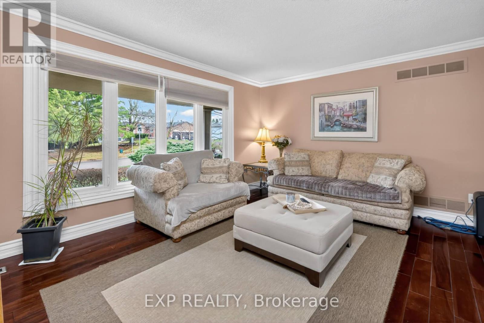 124 ELLIS AVENUE, King (Nobleton), Ontario, L0G1N0 — Photo 7