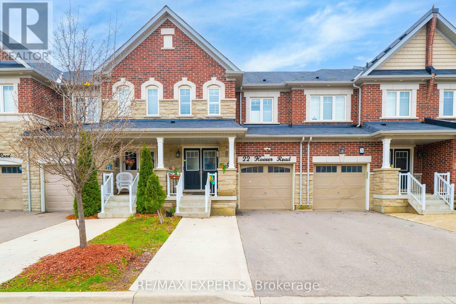 22 HOOVER ROAD, Brampton (Northwest Brampton), Ontario, L7A4L2 — Photo 2