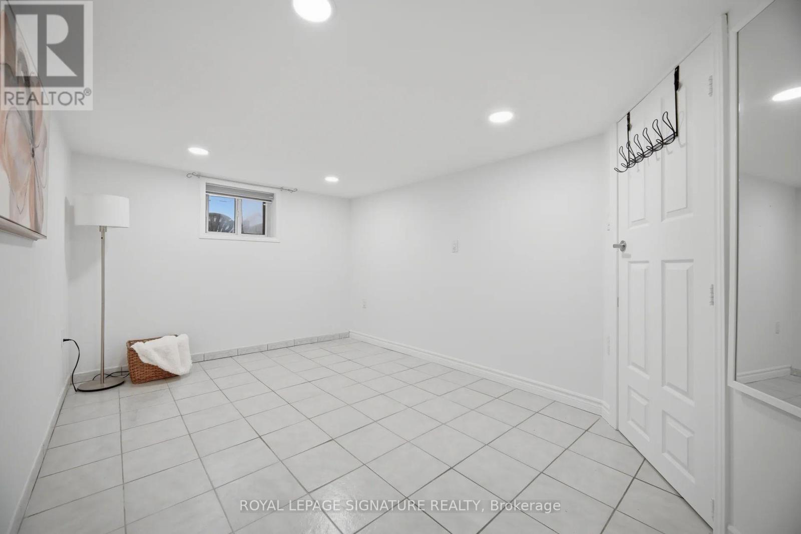 77 YPRES ROAD, Toronto (Keelesdale-Eglinton West), Ontario, M6M1P2 — Photo 34