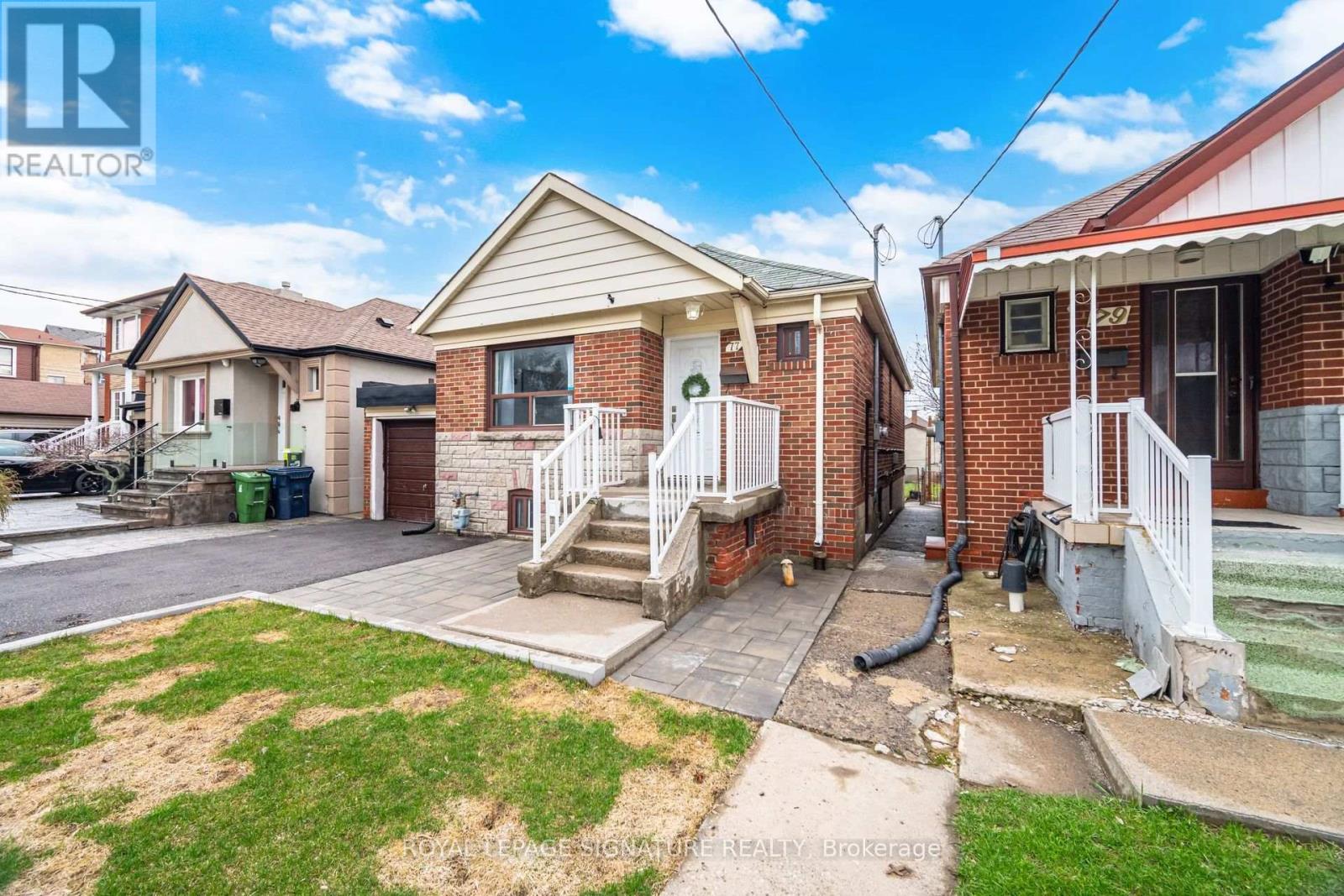 77 YPRES ROAD, Toronto (Keelesdale-Eglinton West), Ontario, M6M1P2 — Photo 4