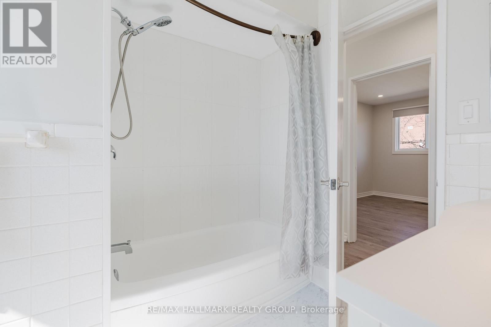 17 WOLMSLEY CRESCENT, Ottawa, Ontario, K2G1J3 — Photo 18