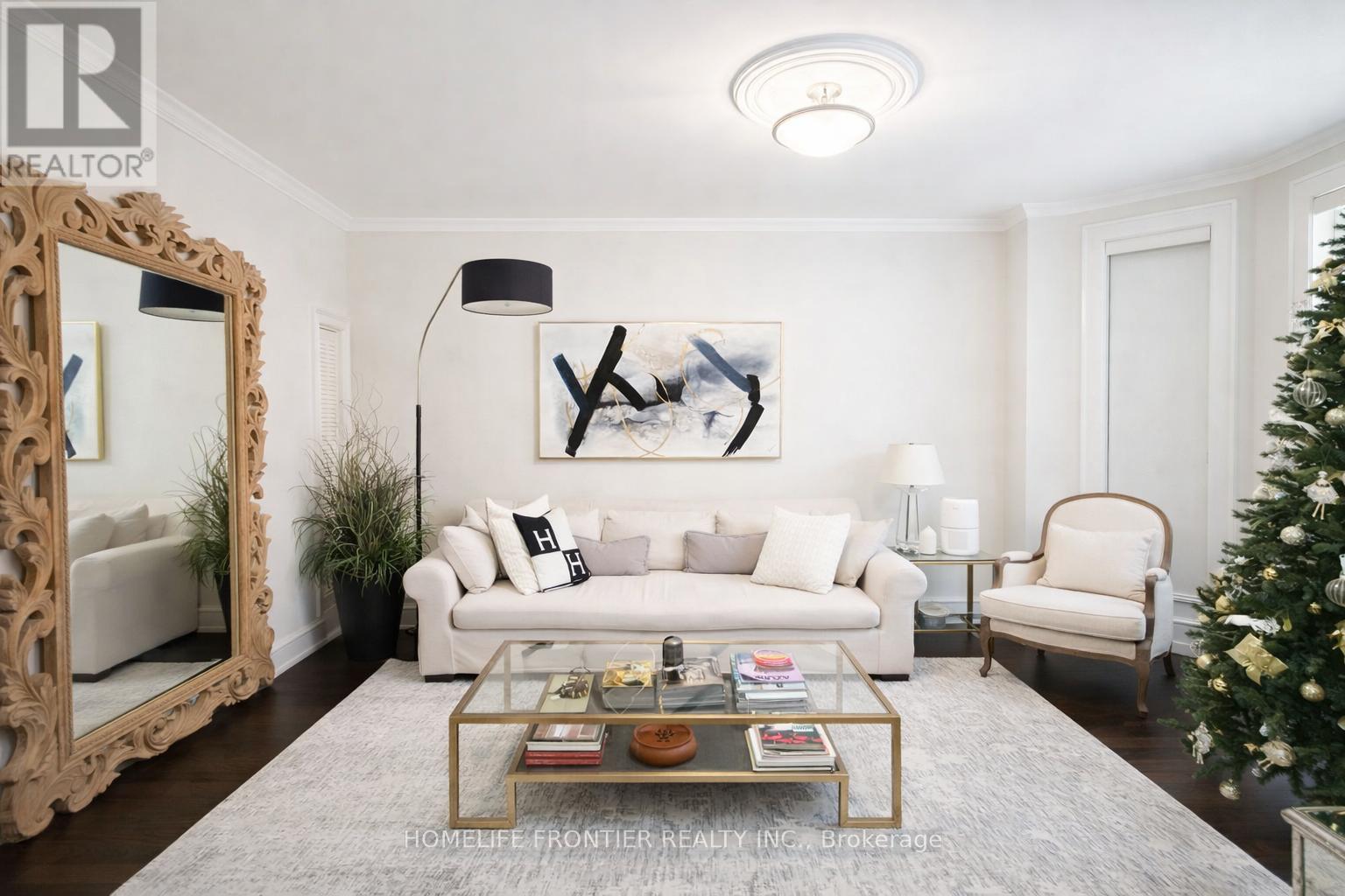 38 HENDERSON AVENUE, Toronto (Trinity-Bellwoods), Ontario, M6J2B8 — Photo 3