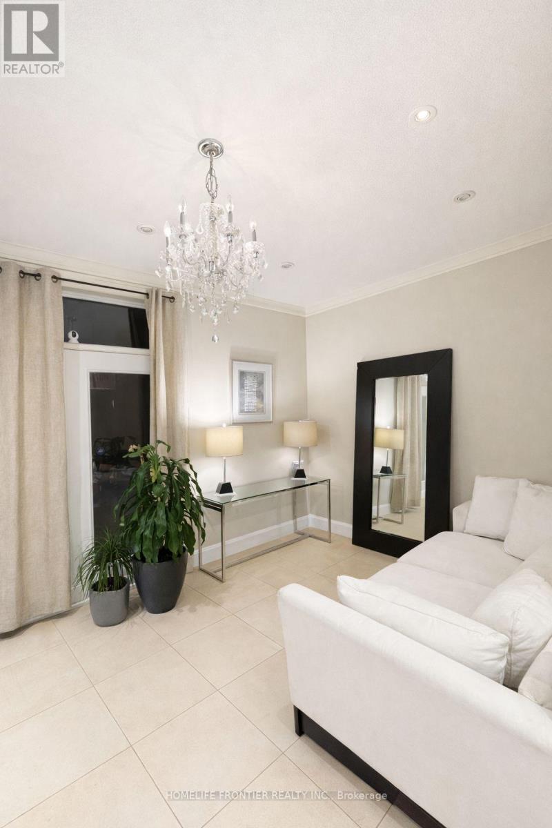 38 HENDERSON AVENUE, Toronto (Trinity-Bellwoods), Ontario, M6J2B8 — Photo 6