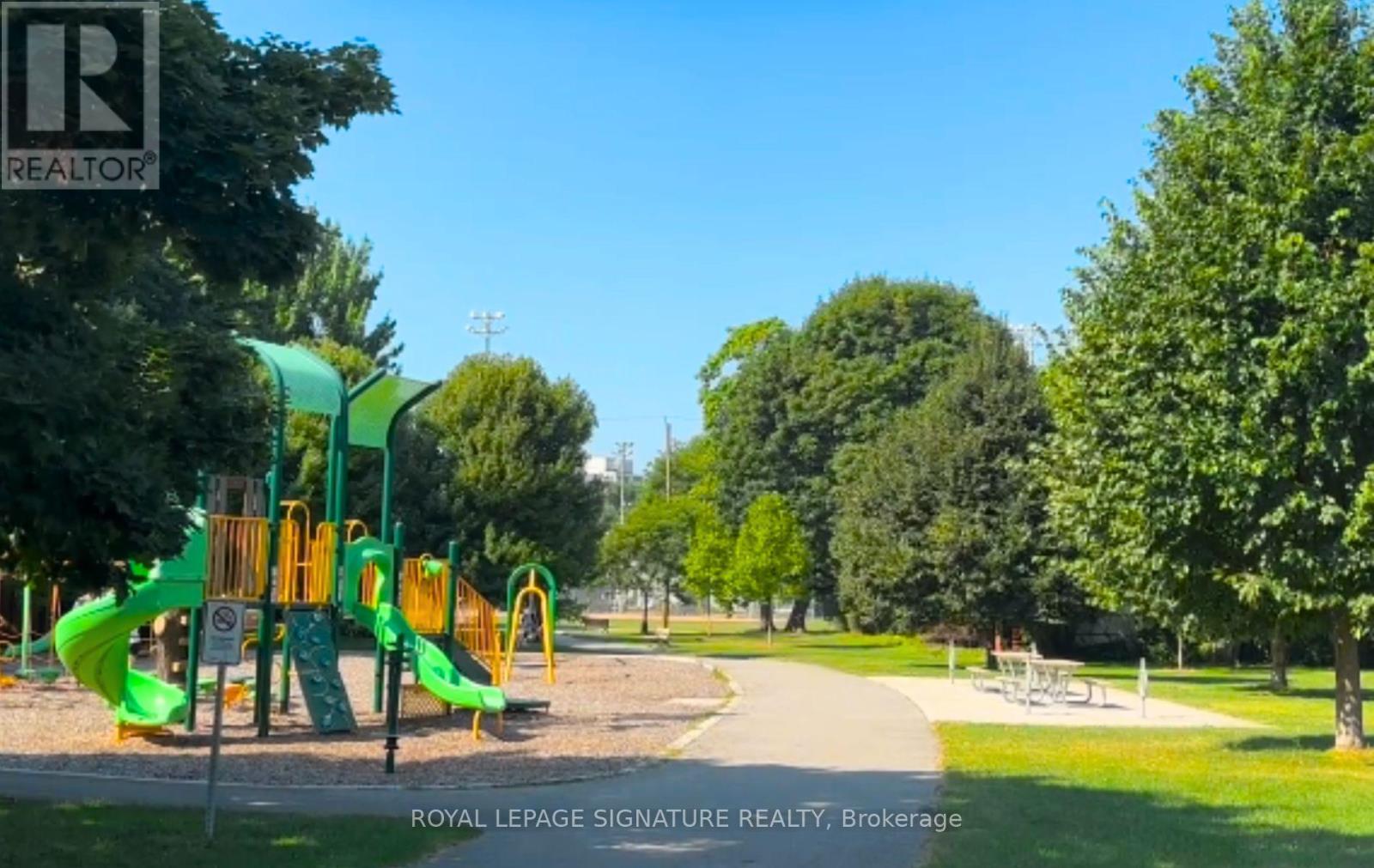 33 COCHRANE DRIVE W, Toronto (Stonegate-Queensway), Ontario, M8Z3Z4 — Photo 34