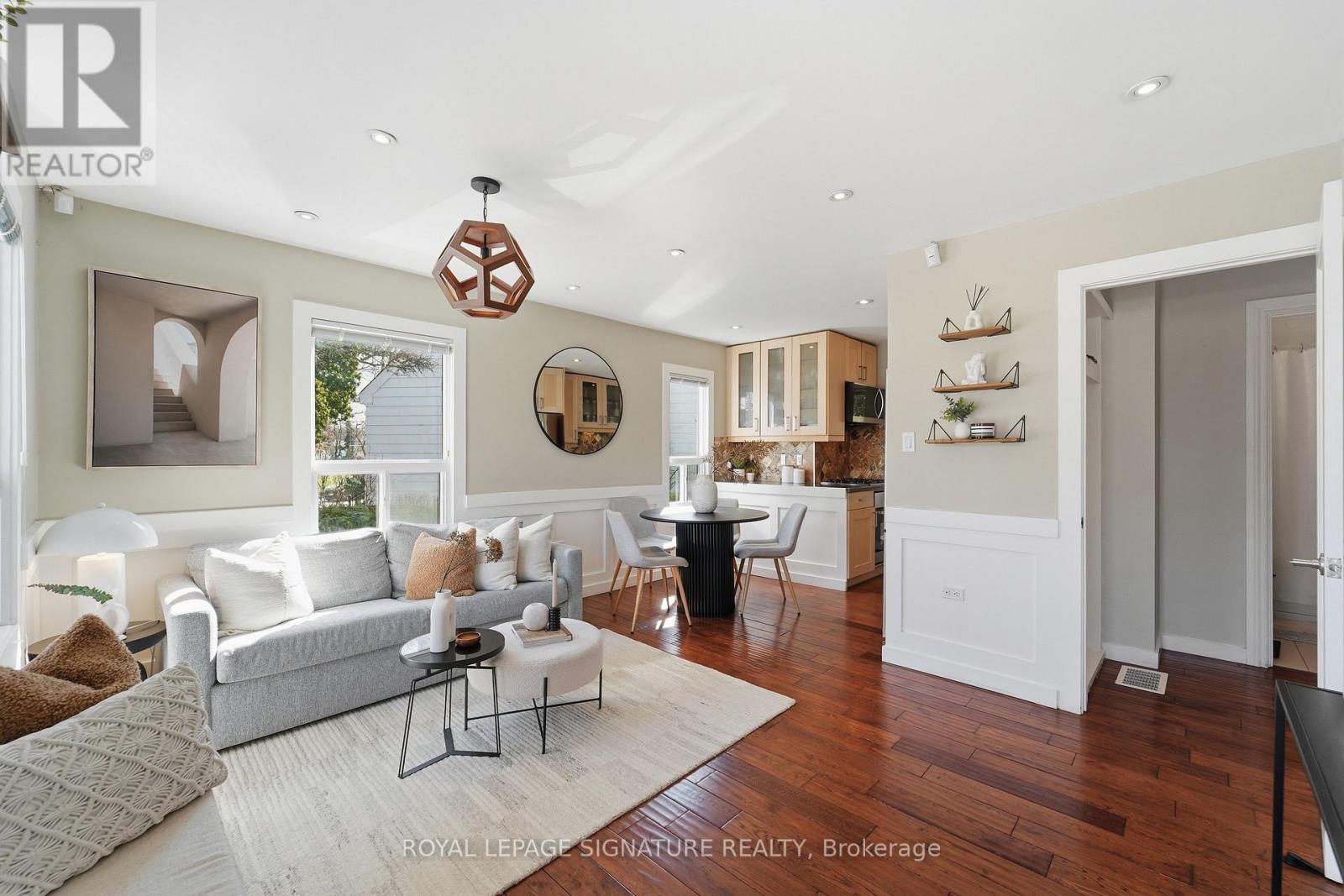 33 COCHRANE DRIVE W, Toronto (Stonegate-Queensway), Ontario, M8Z3Z4 — Photo 5