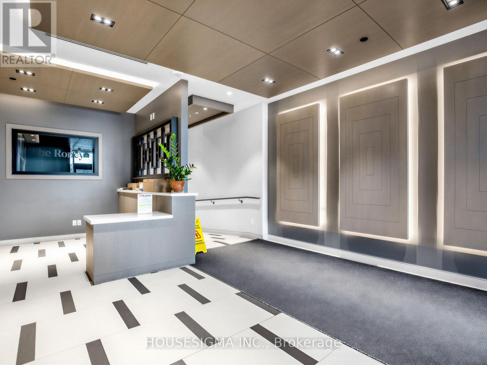 215 - 430 RONCESVALLES AVENUE, Toronto (High Park-Swansea), Ontario, M6R0A6 — Photo 3