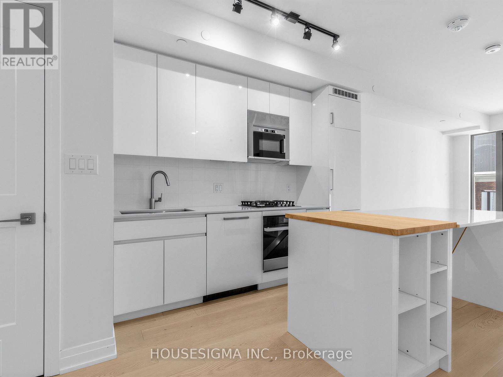 215 - 430 RONCESVALLES AVENUE, Toronto (High Park-Swansea), Ontario, M6R0A6 — Photo 5