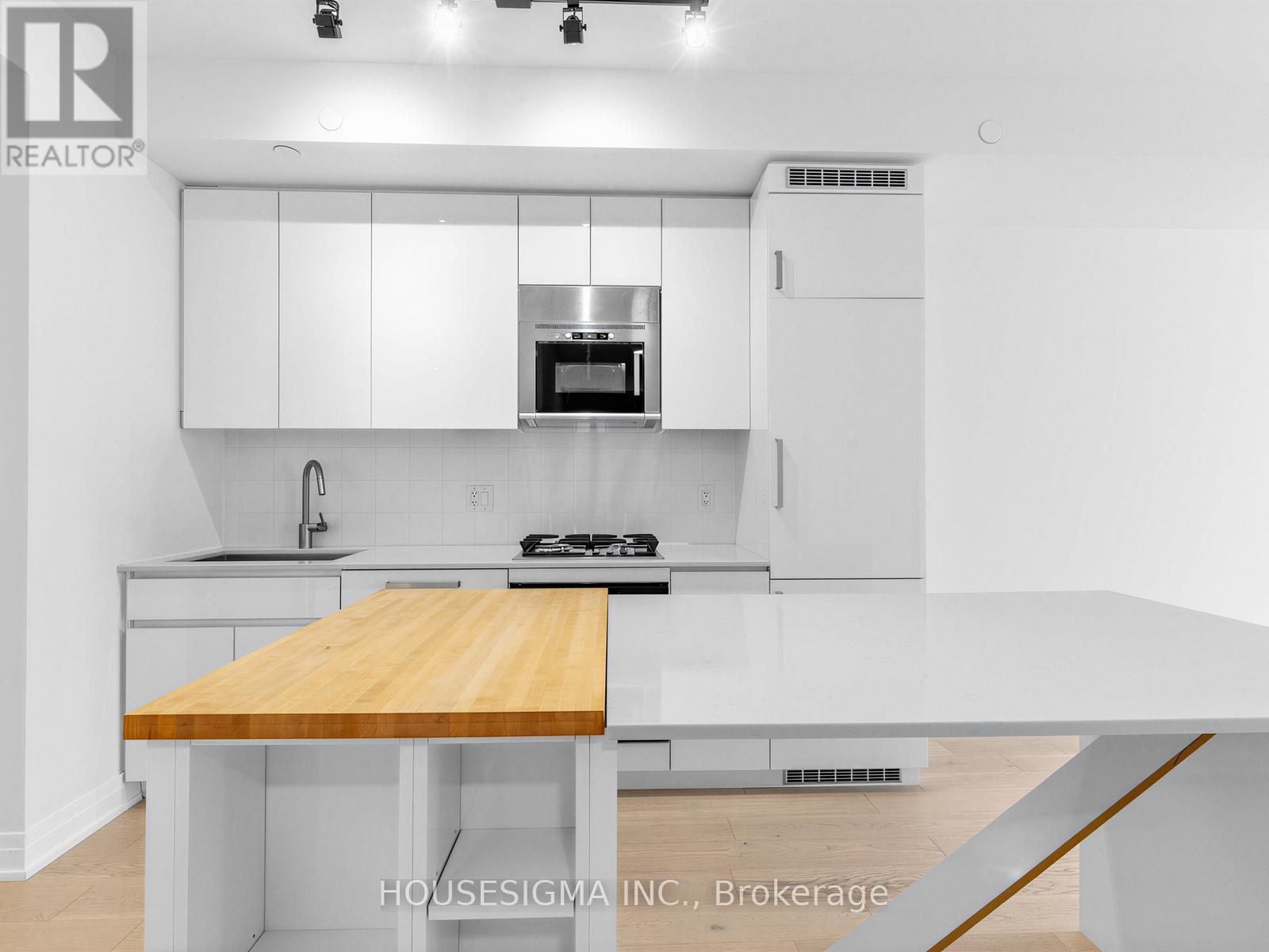 215 - 430 RONCESVALLES AVENUE, Toronto (High Park-Swansea), Ontario, M6R0A6 — Photo 6