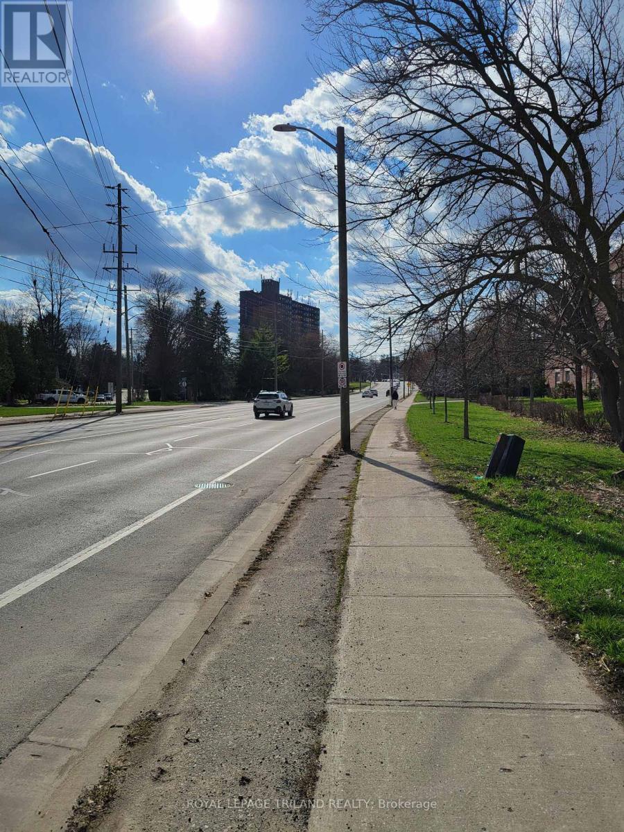 121 RIVERSIDE DRIVE, London North (North Q), Ontario, N6H4R9 — Photo 5