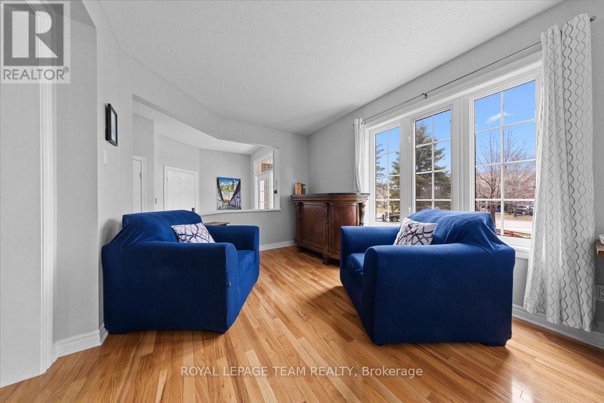 79 SADDLESMITH CIRCLE, Ottawa, Ontario, K2M2Y5 — Photo 7