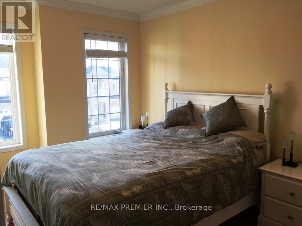 111 CATALPA CRESCENT, Vaughan (Patterson), Ontario, L6A0R5 — Photo 12