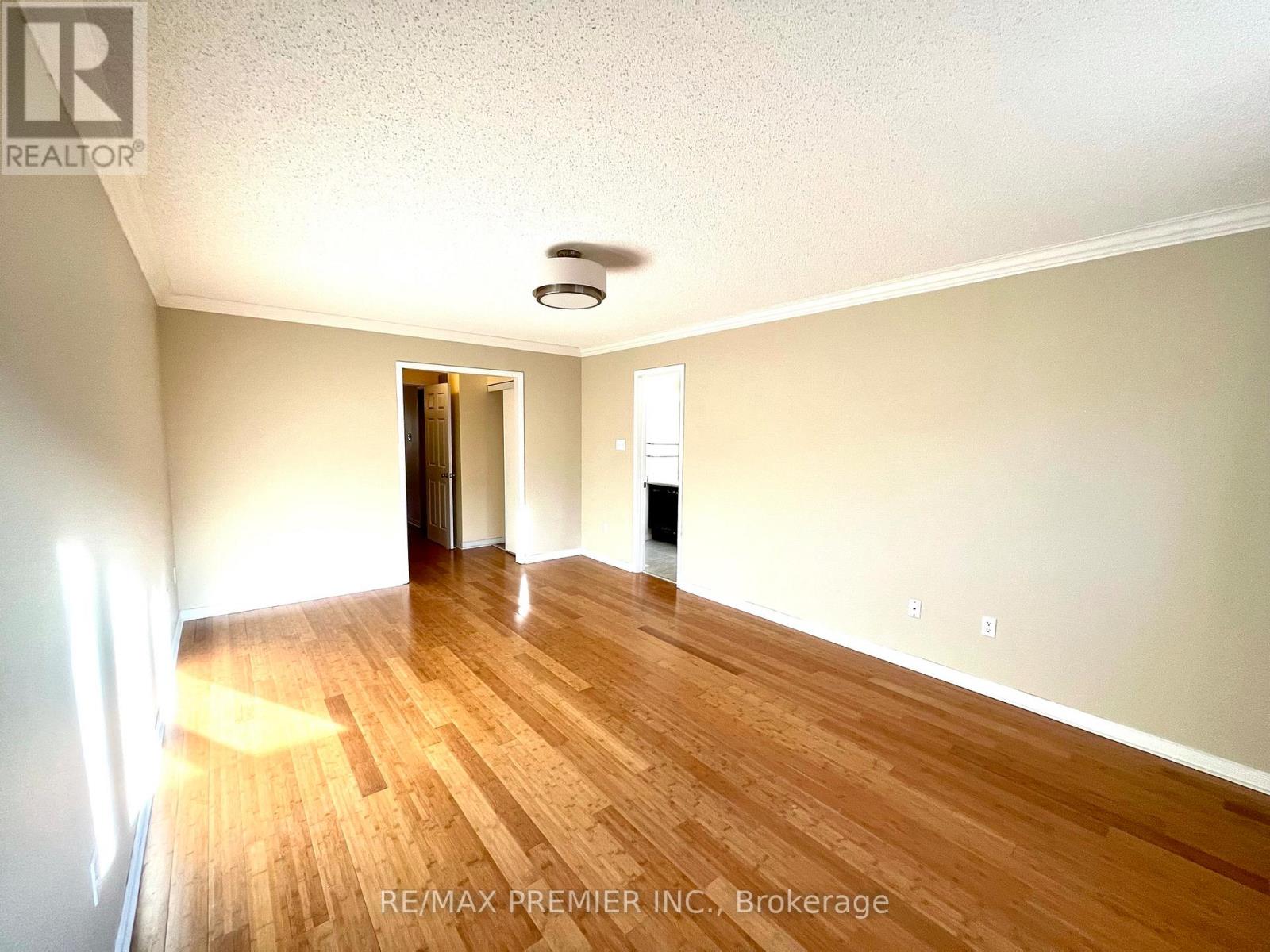 111 CATALPA CRESCENT, Vaughan (Patterson), Ontario, L6A0R5 — Photo 6