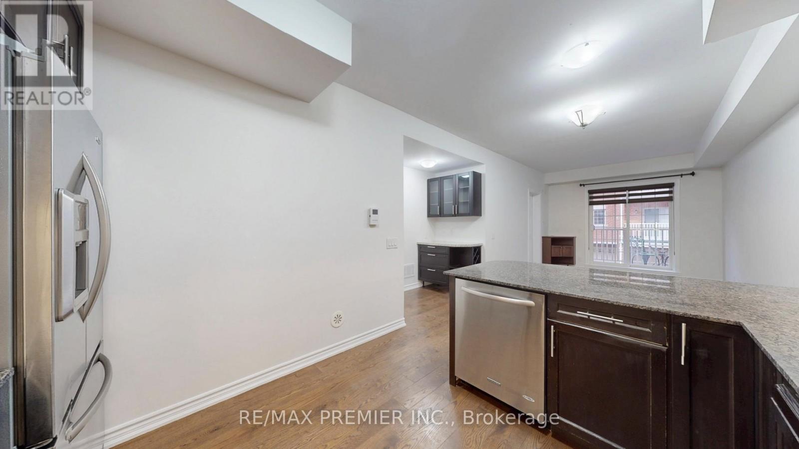 1 - 127 SILVERWOOD AVENUE, Richmond Hill (Devonsleigh), Ontario, L4S0G3 — Photo 12