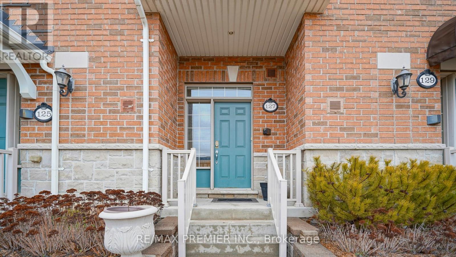1 - 127 SILVERWOOD AVENUE, Richmond Hill (Devonsleigh), Ontario, L4S0G3 — Photo 3