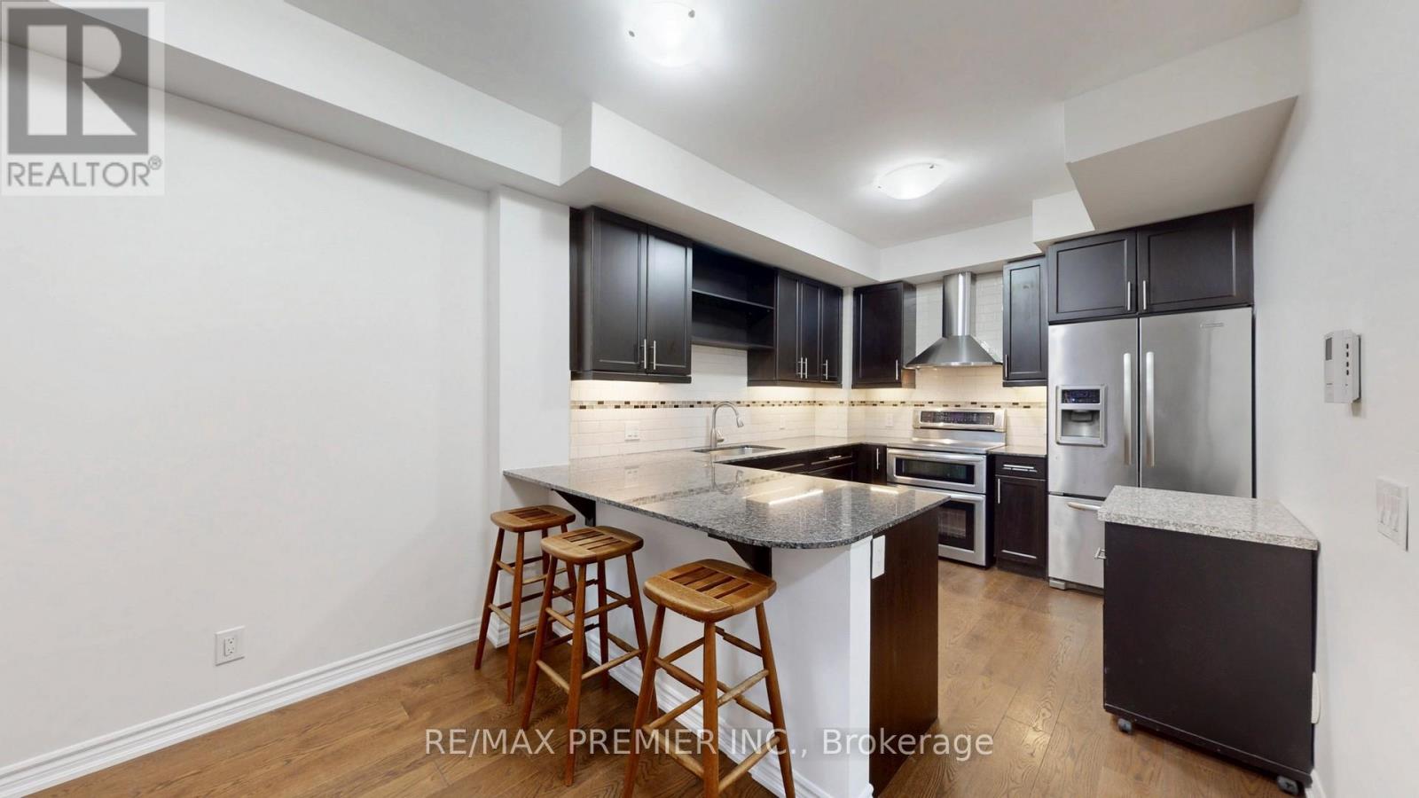 1 - 127 SILVERWOOD AVENUE, Richmond Hill (Devonsleigh), Ontario, L4S0G3 — Photo 7