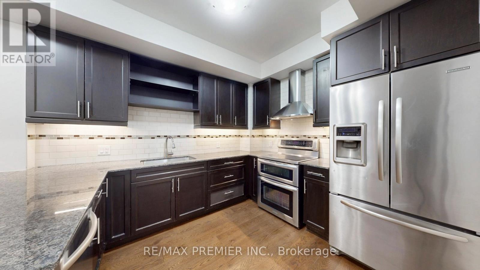 1 - 127 SILVERWOOD AVENUE, Richmond Hill (Devonsleigh), Ontario, L4S0G3 — Photo 8