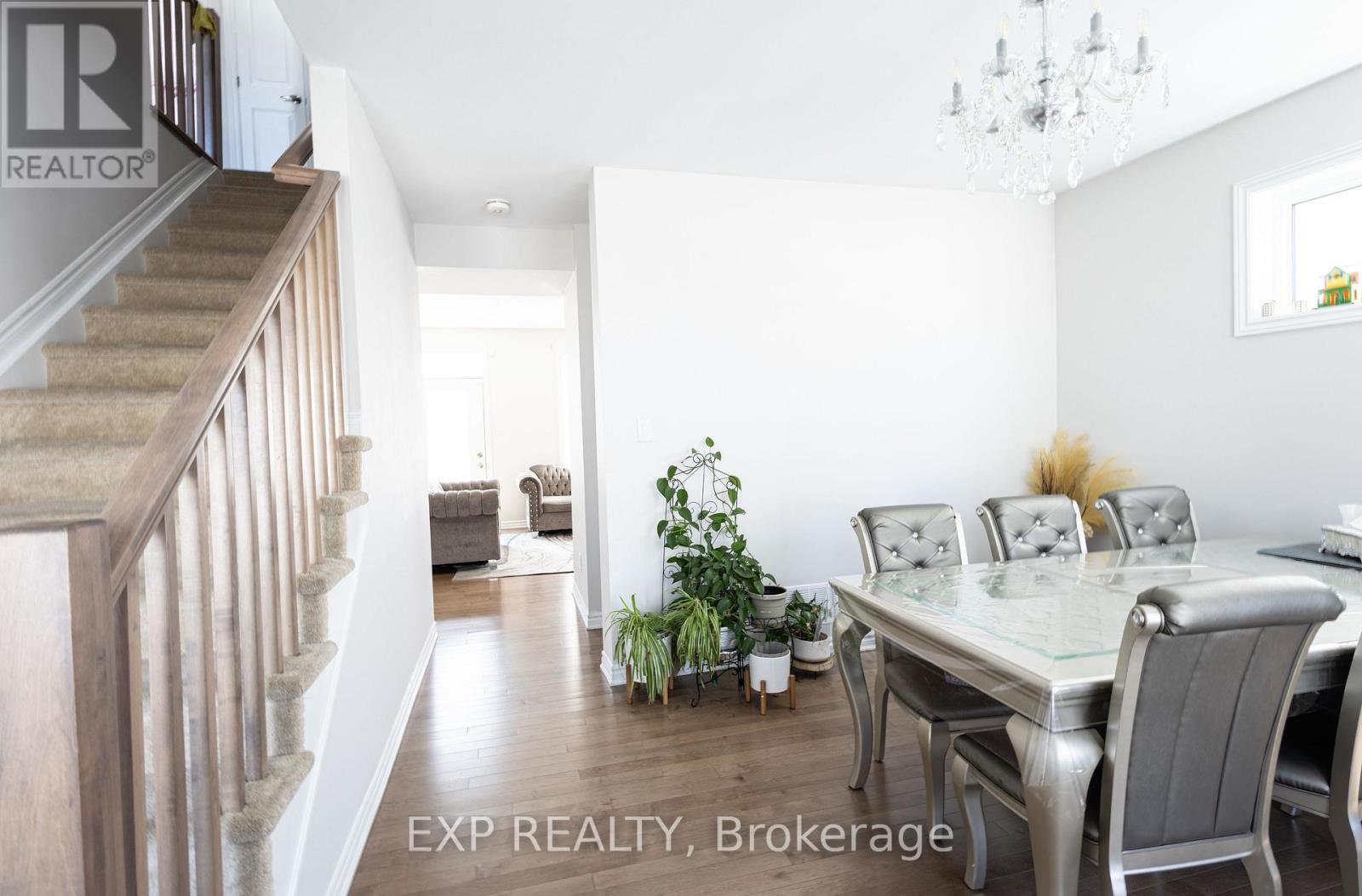 1008 CARDEN LANE, Ottawa, Ontario, K1W0N3 — Photo 2