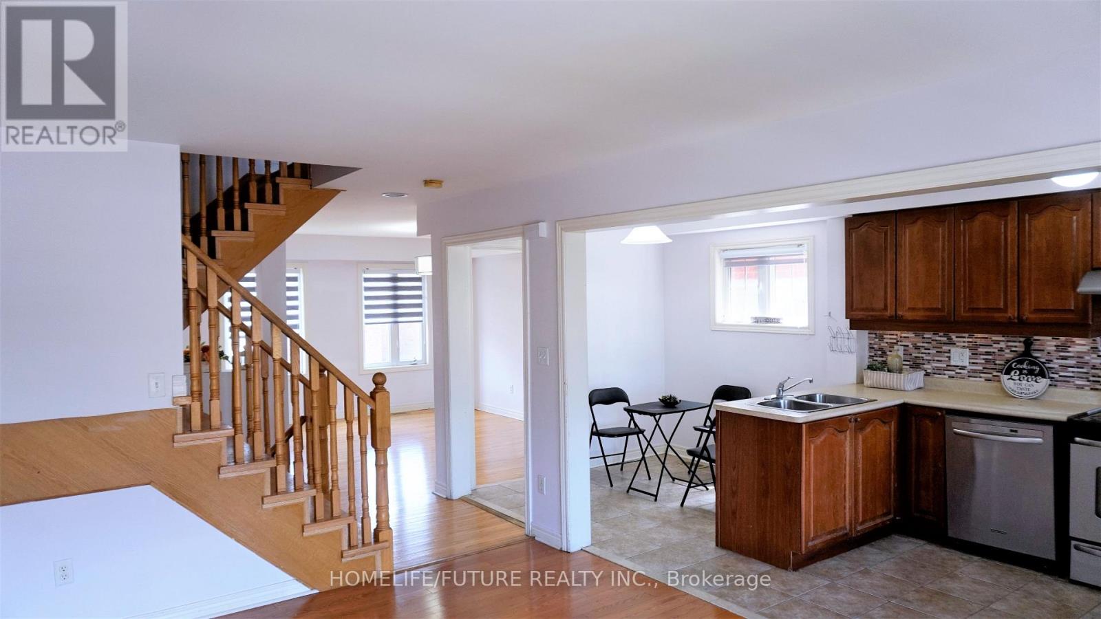 29 POLARLIGHTS WAY, Toronto (Rouge), Ontario, M1X1Z4 — Photo 6