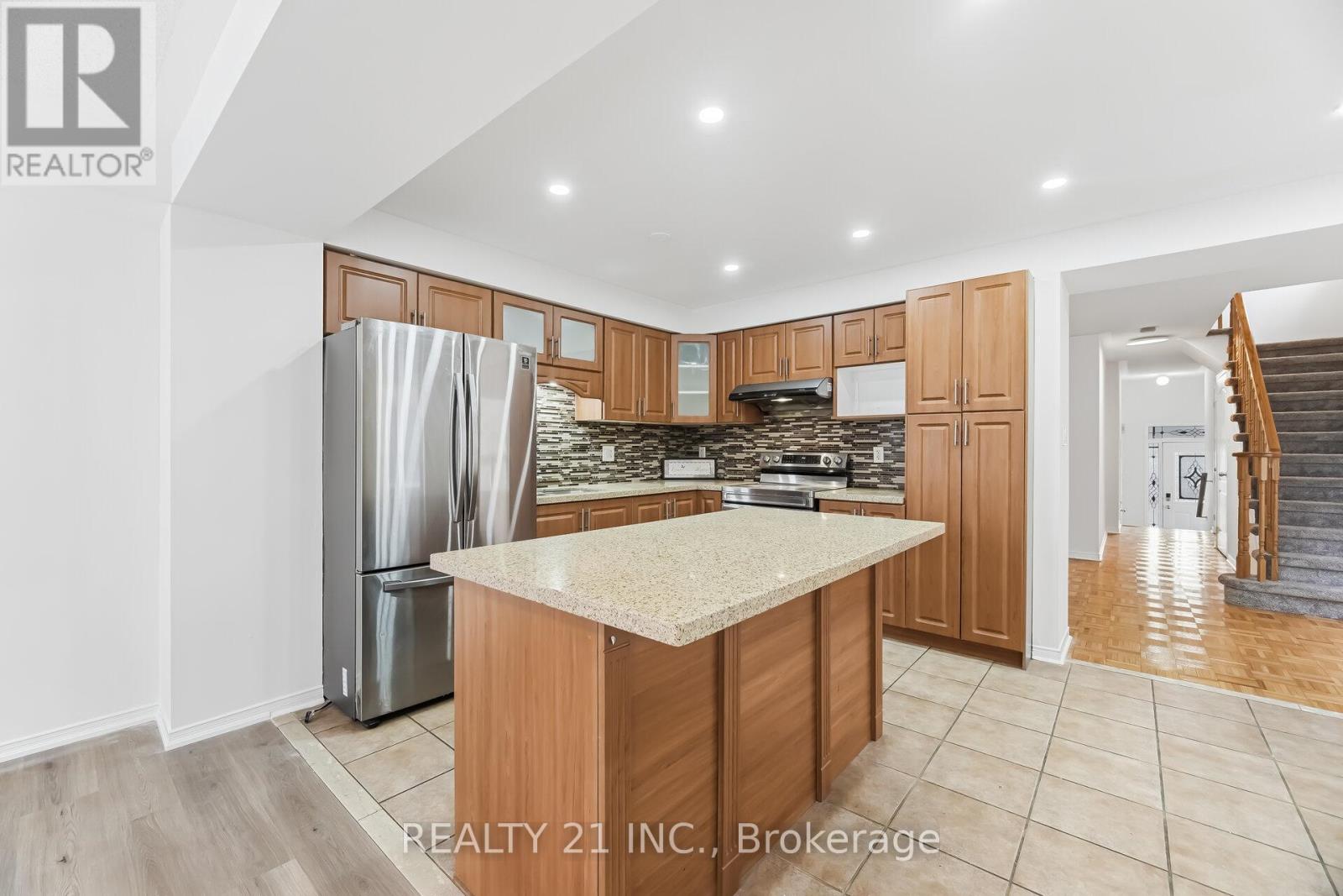 76 SWEET CLOVER CRESCENT, Brampton (Sandringham-Wellington), Ontario, L6R2Z9 — Photo 10