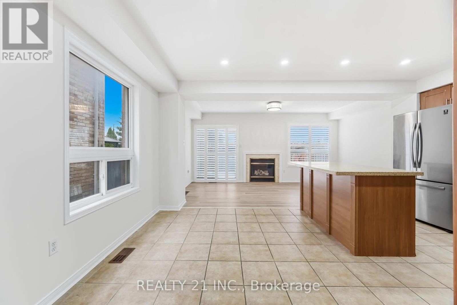 76 SWEET CLOVER CRESCENT, Brampton (Sandringham-Wellington), Ontario, L6R2Z9 — Photo 16