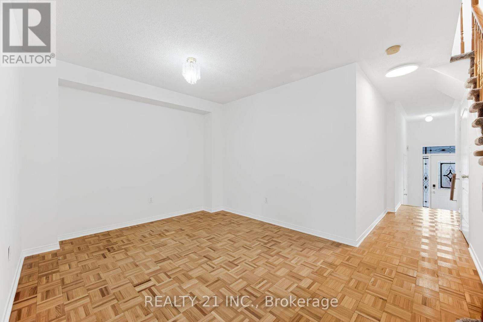 76 SWEET CLOVER CRESCENT, Brampton (Sandringham-Wellington), Ontario, L6R2Z9 — Photo 6