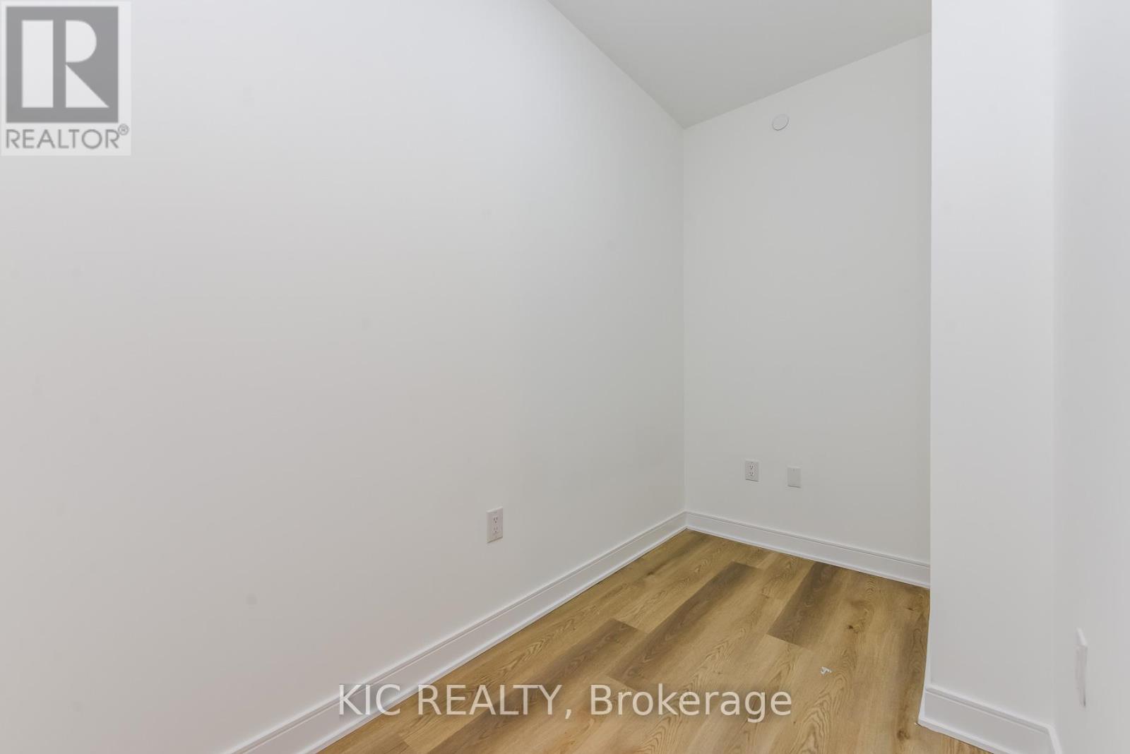 323 - 86 DUNDAS ST. STREET E, Mississauga (Cooksville), Ontario, L5A0B1 — Photo 9