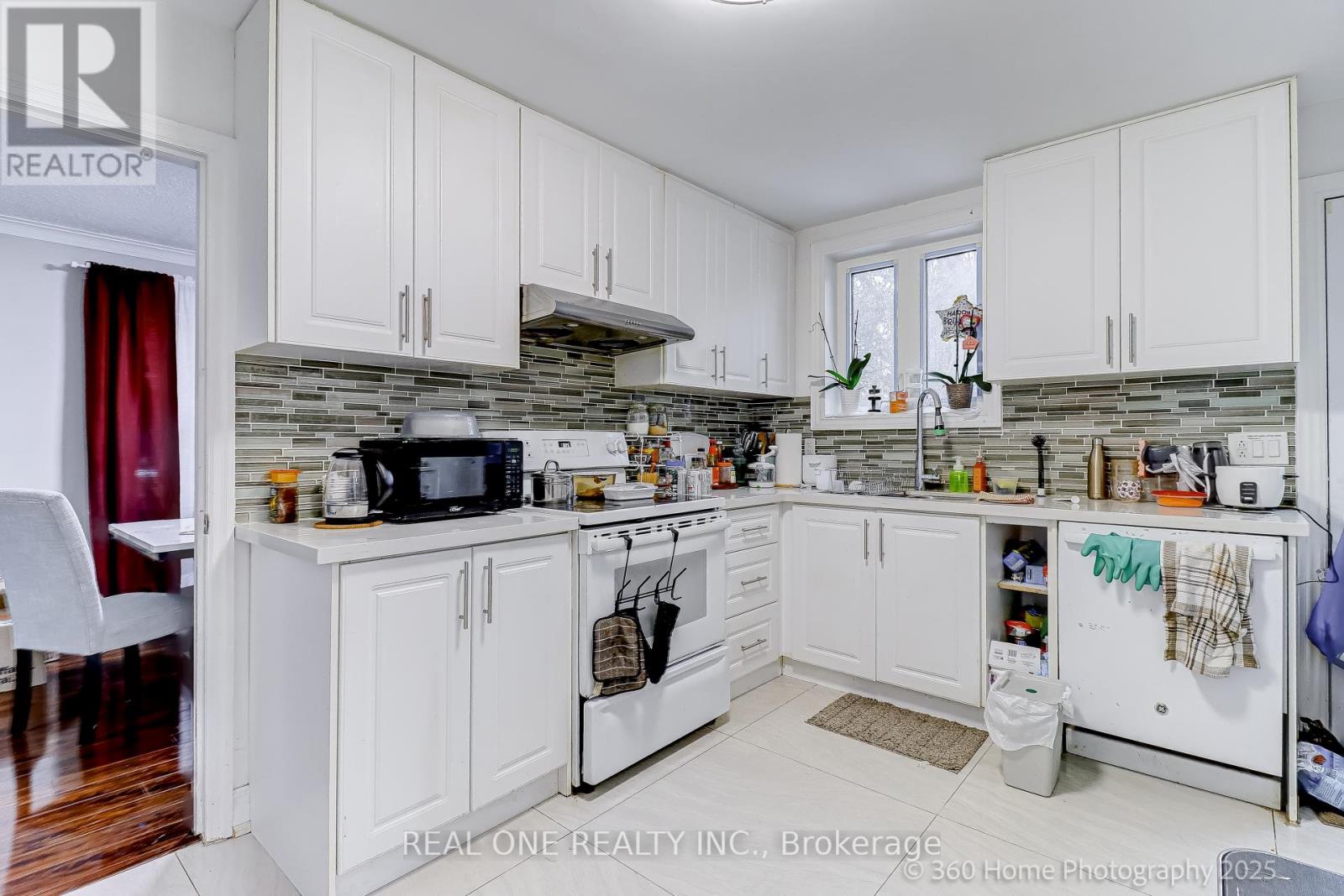 212 CUMMER AVENUE, Toronto (Newtonbrook East), Ontario, M2M2E7 — Photo 11